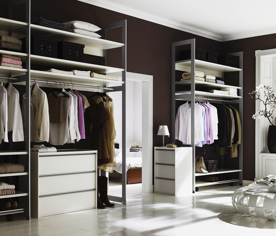 Cornice interior closet storage system | Vestidores | raumplus