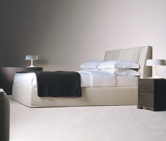 Andrew Bed | Beds | Meridiani