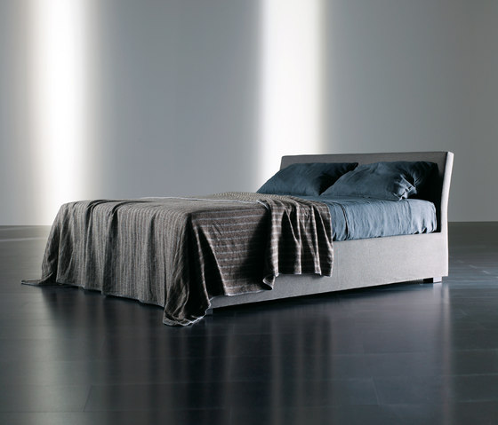 Willis Bed | Beds | Meridiani