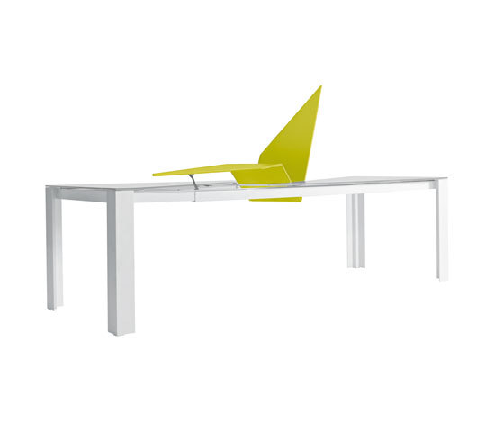 Atlantide extendable table | Dining tables | Desalto