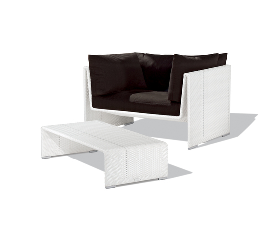 Slim Line Lounge chair | Armchairs | DEDON