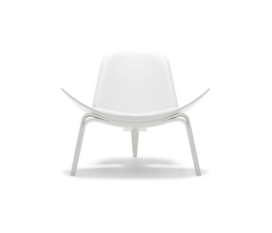 CH07 Shell Chair | Armchairs | Carl Hansen & Søn