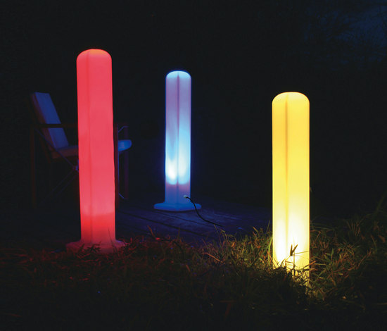 LED Poller outdoor lamp | Free-standing lights | chameledeon
