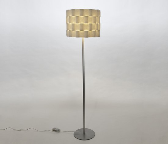 Loop Floor Lamp | Free-standing lights | Innermost