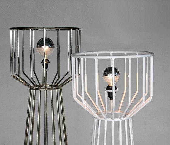 Wired Lights | Lámparas de pie | Phase Design