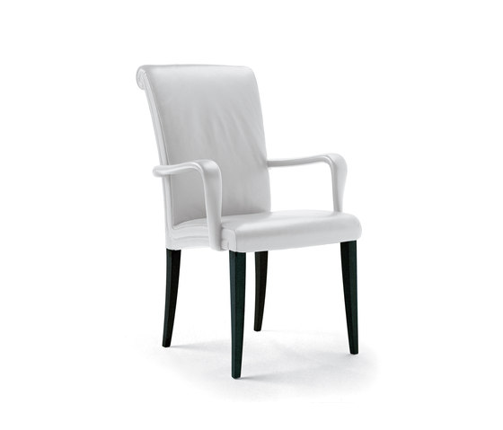 Vittoria | Chairs | Poltrona Frau