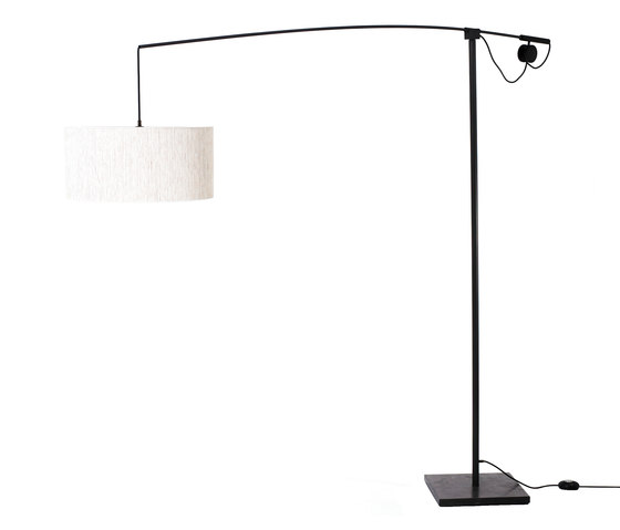MW 22 Floor lamp | Free-standing lights | Ghyczy