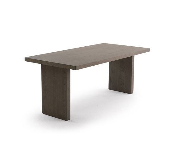 Onesto | Dining tables | Arco
