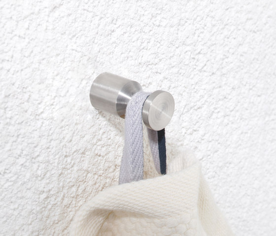 Gancho de pared, en forma de varilla con ranura cónica, longitud 3,2 cm, Ø16 mm | Estanterías toallas | PHOS Design