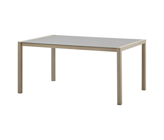 Share Table | Dining tables | Cane-line
