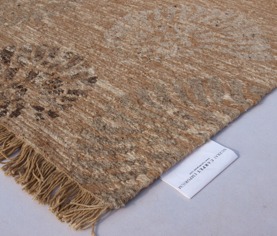 Shankh | Tapis / Tapis de designers | Nuzrat Carpet Emporium