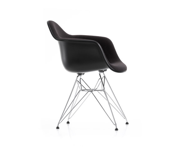 Eames Plastic Armchair DAR | Chairs | Vitra