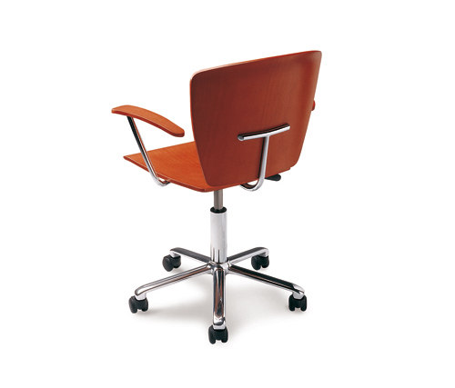 Agora swivel chair with armrests | Bürodrehstühle | Sellex