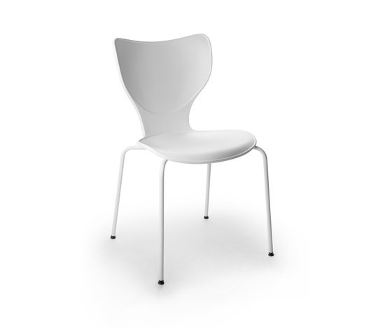 Basic | Chairs | AKABA