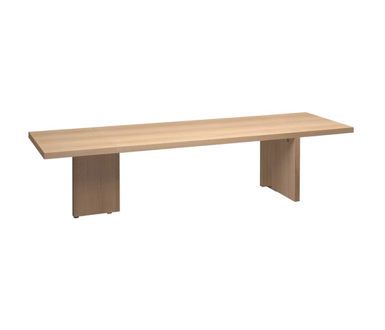 ISAAC | Dining tables | e15