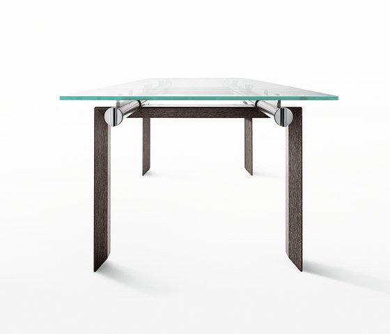 Stilt extendable table | Tavoli pranzo | Desalto