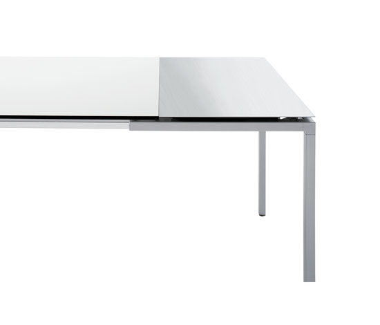 Helsinki 484 extendable table | Dining tables | Desalto