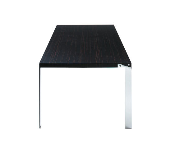 Liko rectangular table | Dining tables | Desalto
