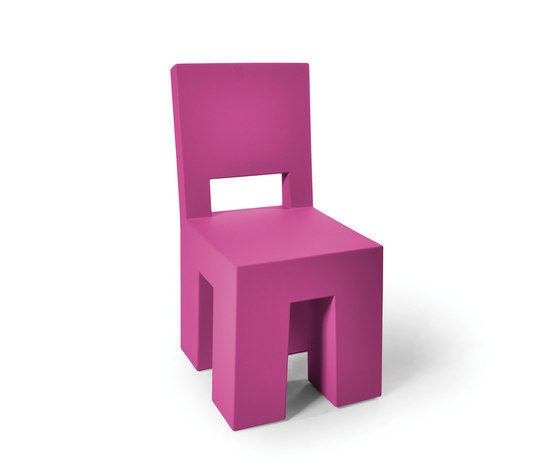 I'm Perfect Male Chair 2 | Chaises | JSPR
