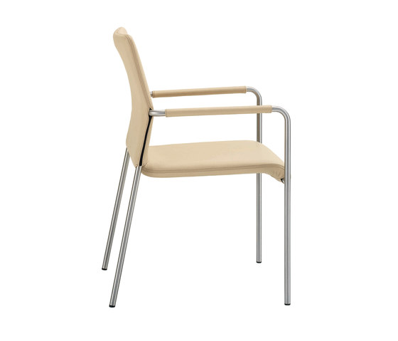 LEO Chair | Chairs | Girsberger