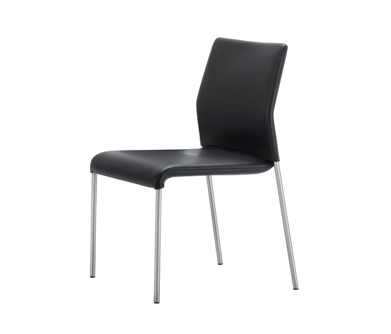 LEO Chair | Chairs | Girsberger