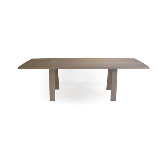Local Construction | Dining tables | ZinX