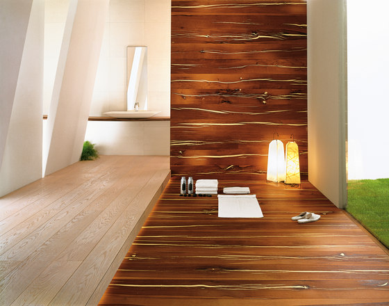 OAK Clear brushed | extra white oil | Wood flooring | mafi