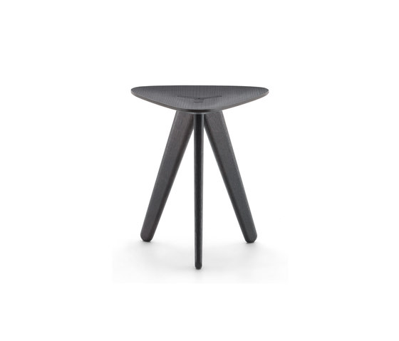 Ipsilon stool | Side tables | Poliform