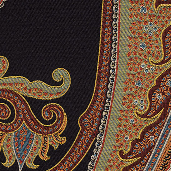 Massive Paisley 006 Night | Upholstery fabrics | Maharam