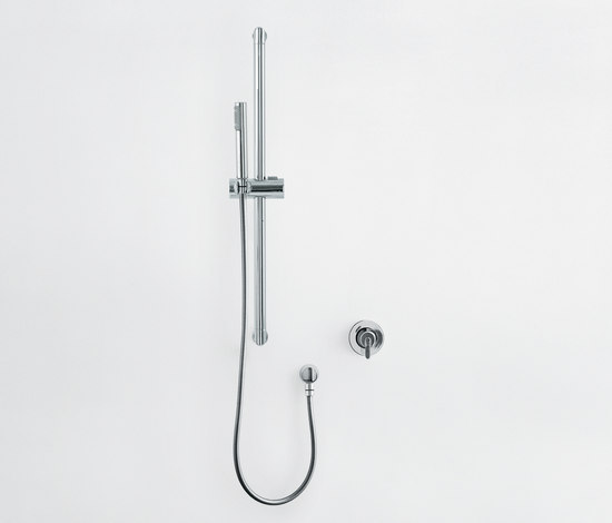 Fez - RUB063N | Grifería para duchas | Agape