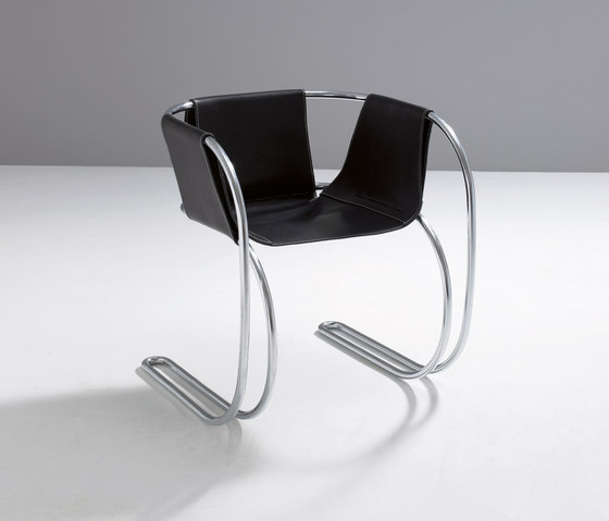 P71 | Chairs | Agapecasa