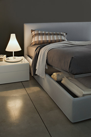 Camille | Beds | LEMA