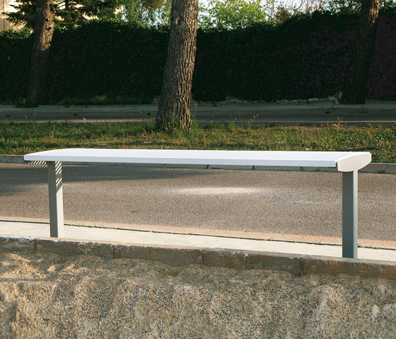 vera solo Park bench | Benches | mmcité