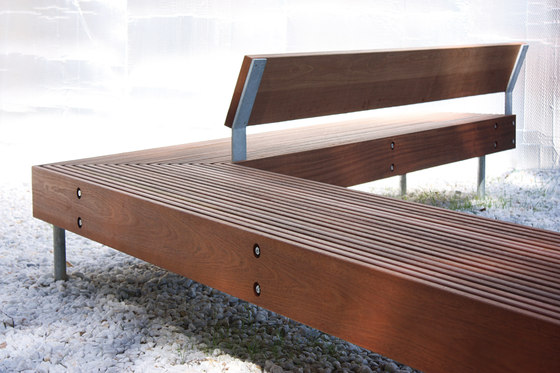 woody Park bench | Benches | mmcité