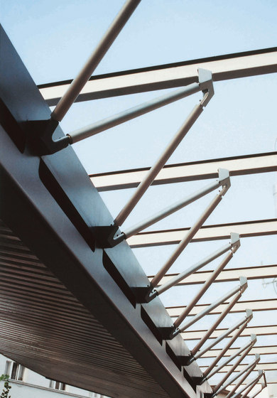 terminal Universal roofing system | Fermate mezzi | mmcité