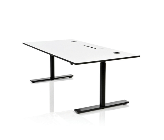 DO6300 Elevation table | Desks | Designoffice