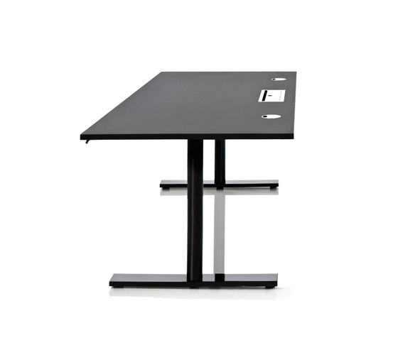 DO6300 Elevation table | Schreibtische | Designoffice
