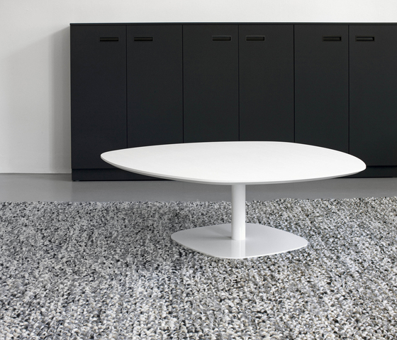 DO1400 Meeting system | Coffee tables | Designoffice