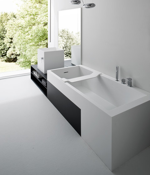 Argo Bathtub | Bathtubs | Rexa Design