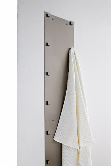 Unico Toallero | Estanterías toallas | Rexa Design