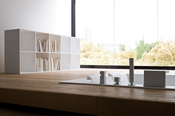 Opened storage unit | Bath shelving | Rexa Design