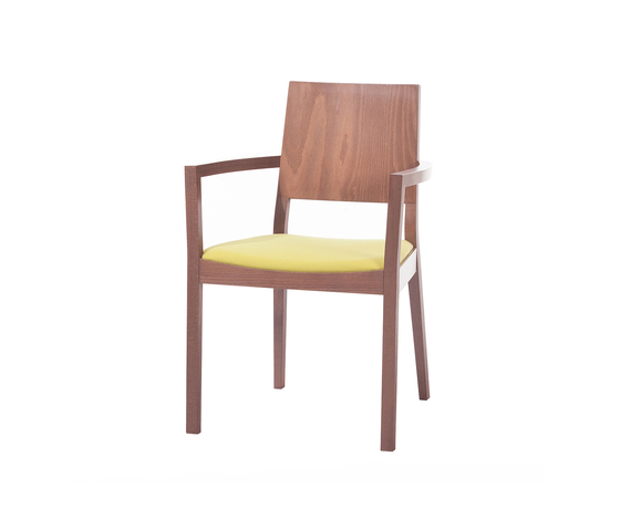 Lyon chair upholstered | Sedie | TON A.S.