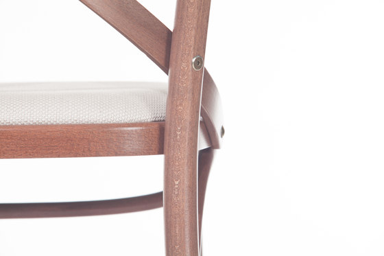 150 Chair upholstered | Sedie | TON A.S.