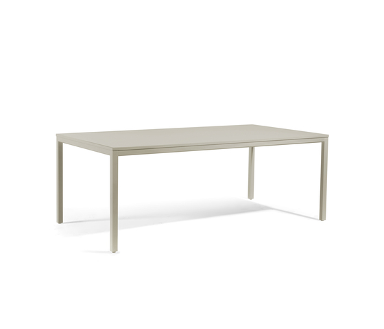 Quarto rectangular dining table | Dining tables | Manutti