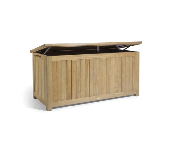 Siena cushion box | Storage | Manutti