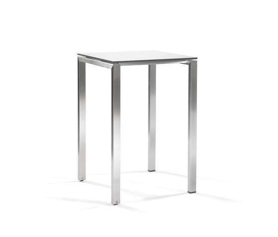 Trento high dining table | Dining tables | Manutti