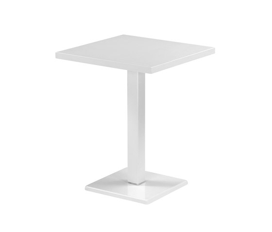Round 2 seats square table | 472 | Mesas comedor | EMU Group