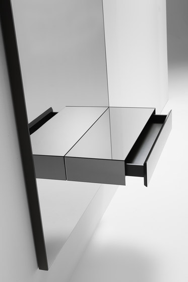 Grey | Mirrors | Kendo Mobiliario