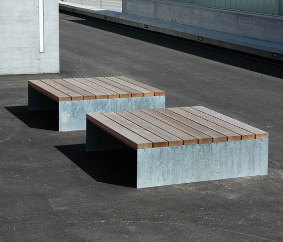 Picknick square seating area | Bancs | BURRI