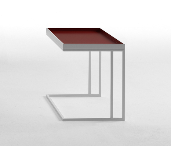 Tray -64 | Tavolini alti | Kendo Mobiliario